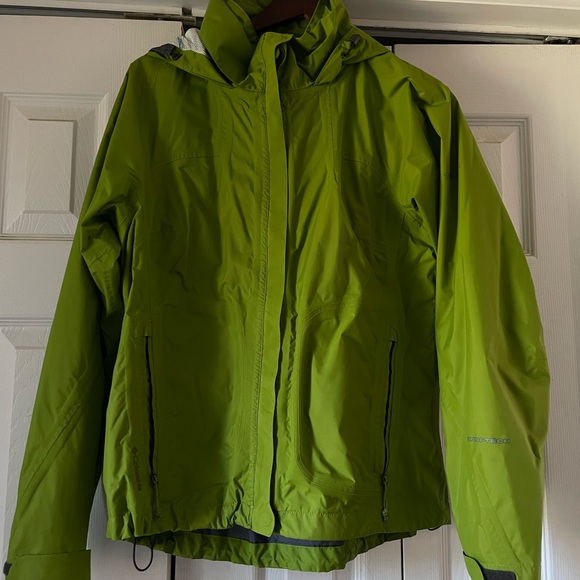 Ladies Columbia windbreaker - Picture 2 of 5